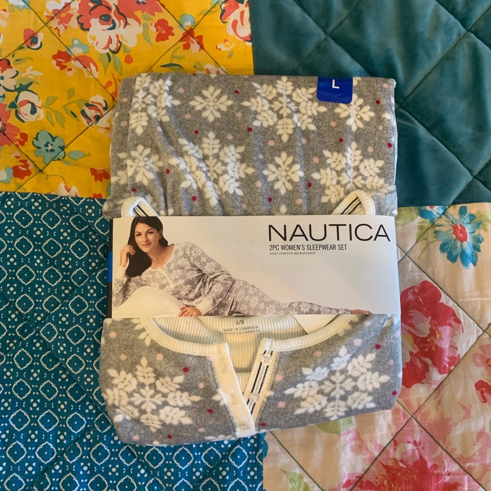 Nautica 2 PC Women’s pajama set